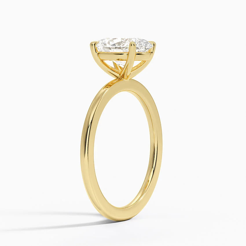 Oval Cut Engagement Ring